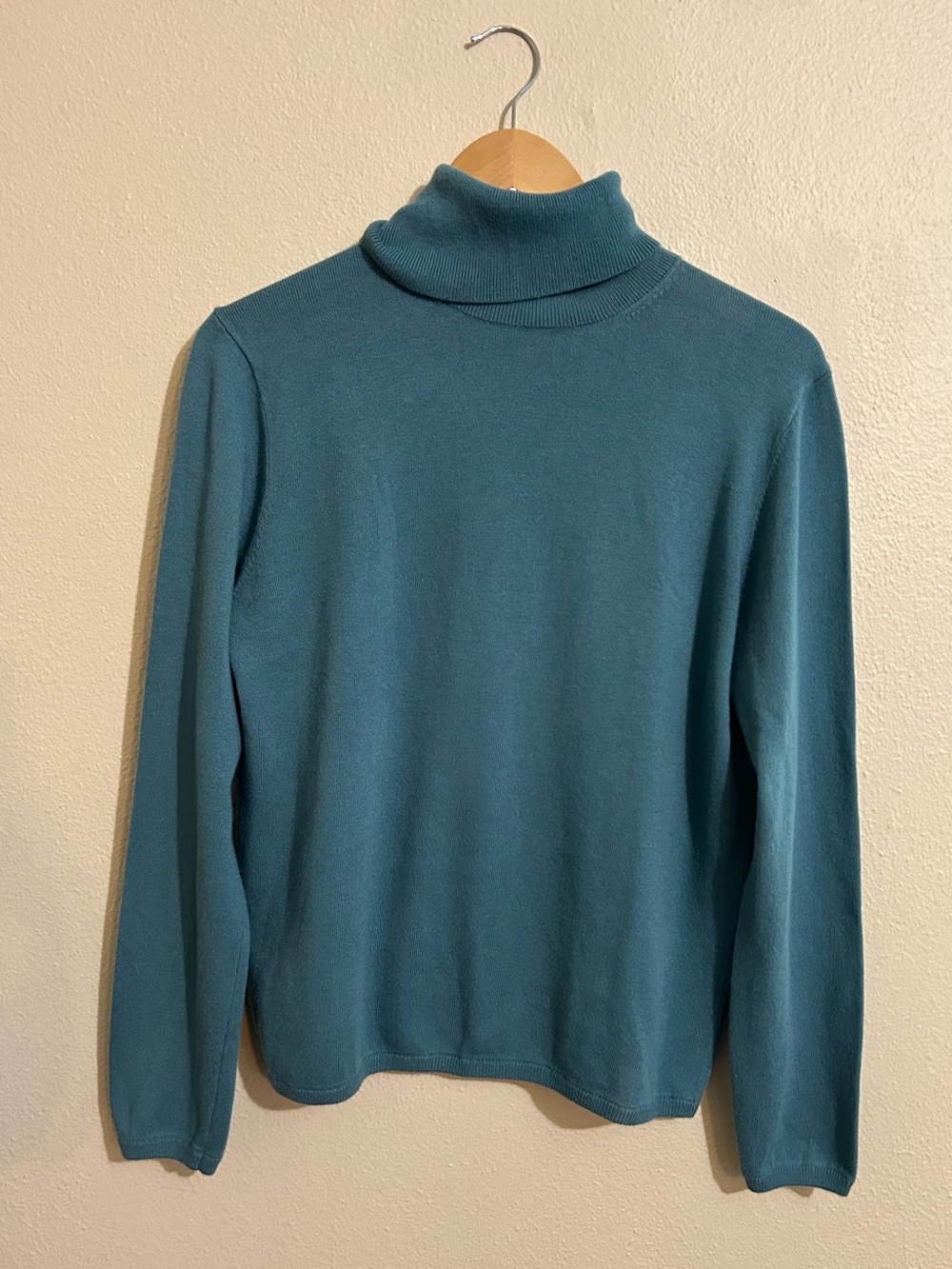 Ann Taylor Women's Teal Turtleneck Sweater Size Large